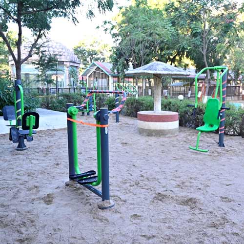 outdoor_gymnasium